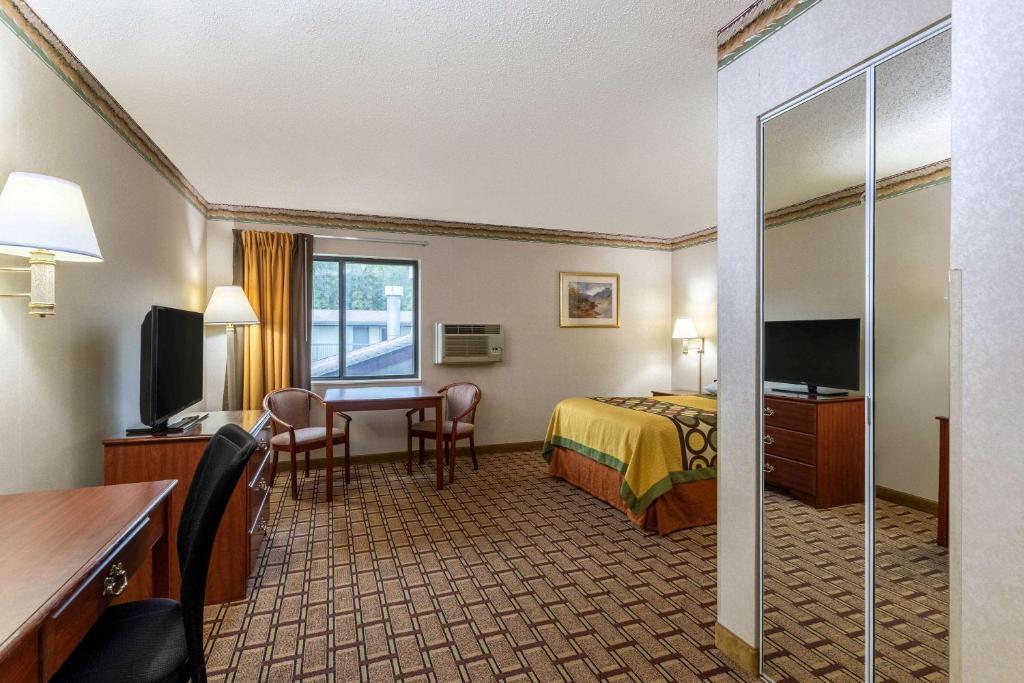 ซูเปอร์ 8 บาย วินด์แฮม แมรีส์วิลล์/พอร์ต ฮิวรอน แอเรีย Motel Marysville ภายนอก รูปภาพ