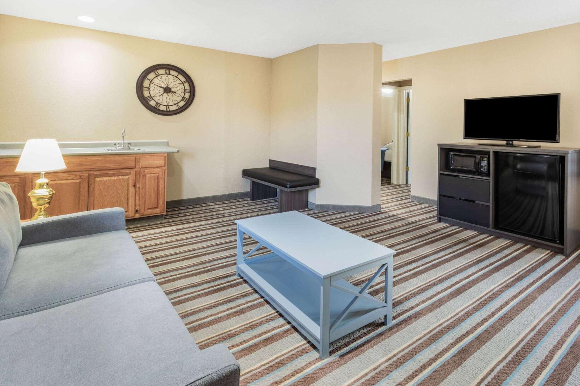 ซูเปอร์ 8 บาย วินด์แฮม แมรีส์วิลล์/พอร์ต ฮิวรอน แอเรีย Motel Marysville ภายนอก รูปภาพ